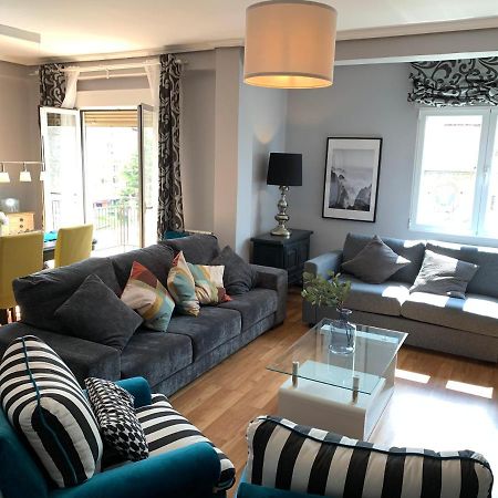Sg Apartamentos La Casa De La Catedral Vut47-240 巴利亚多利德 外观 照片