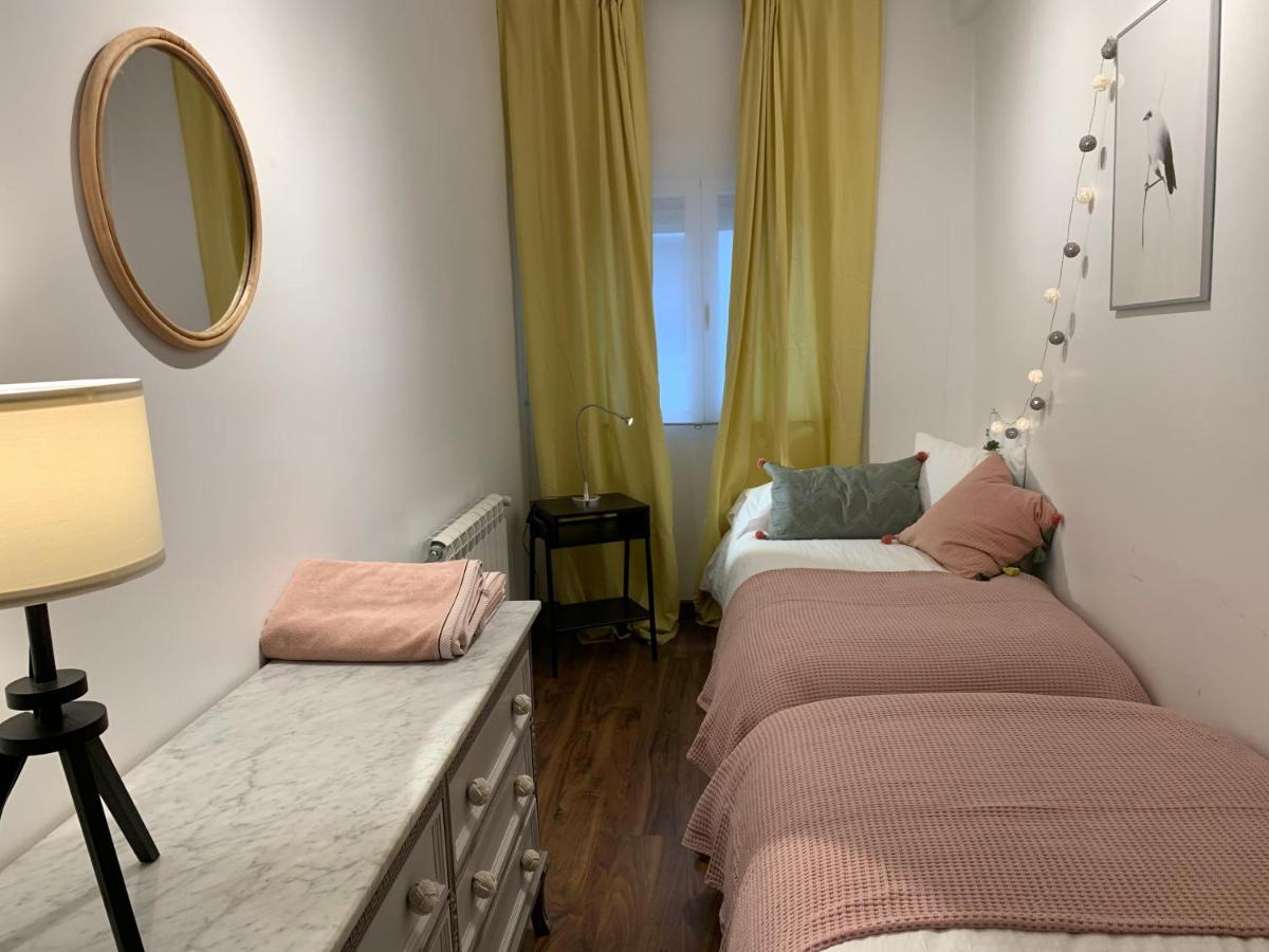 Sg Apartamentos La Casa De La Catedral Vut47-240 巴利亚多利德 外观 照片