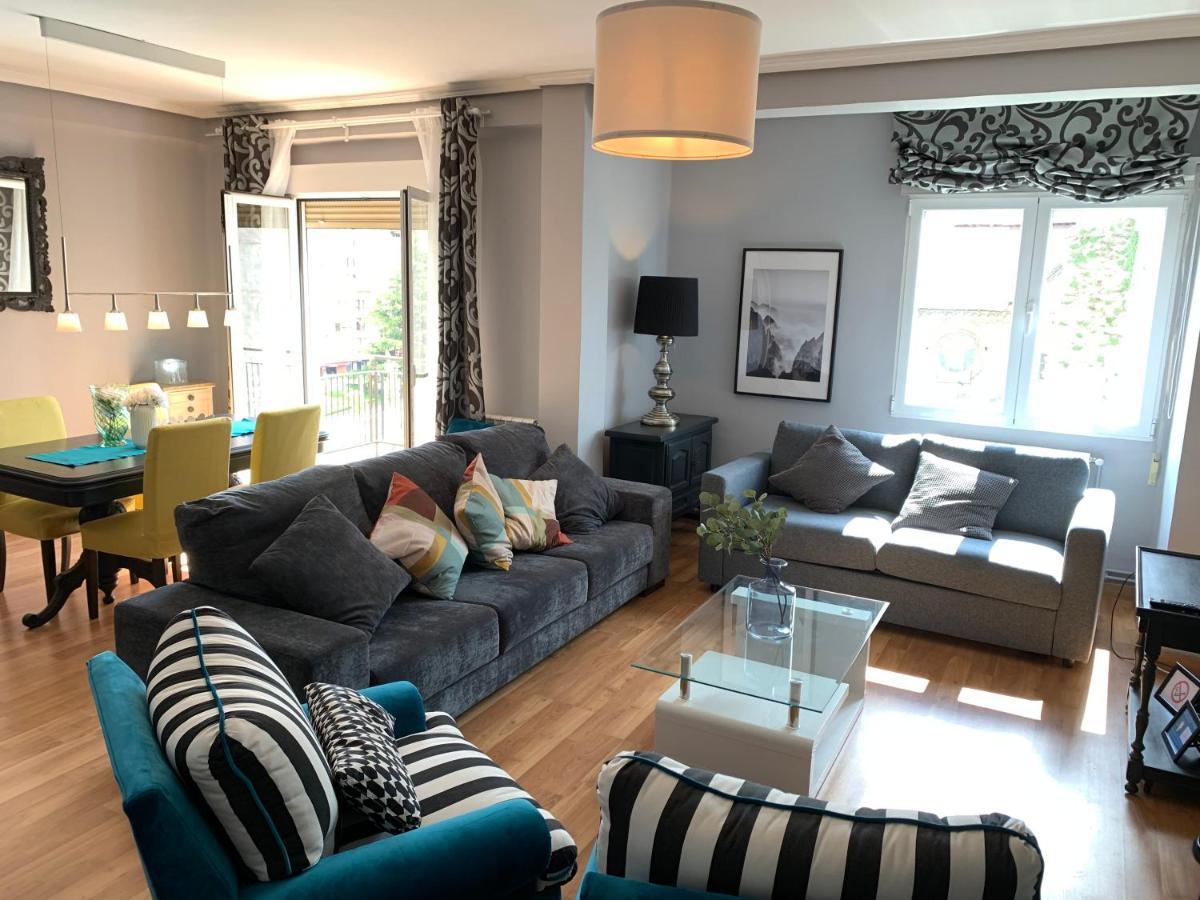 Sg Apartamentos La Casa De La Catedral Vut47-240 巴利亚多利德 外观 照片