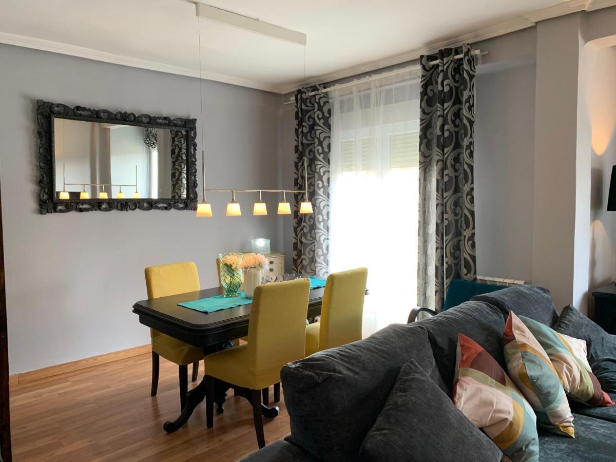 Sg Apartamentos La Casa De La Catedral Vut47-240 巴利亚多利德 外观 照片